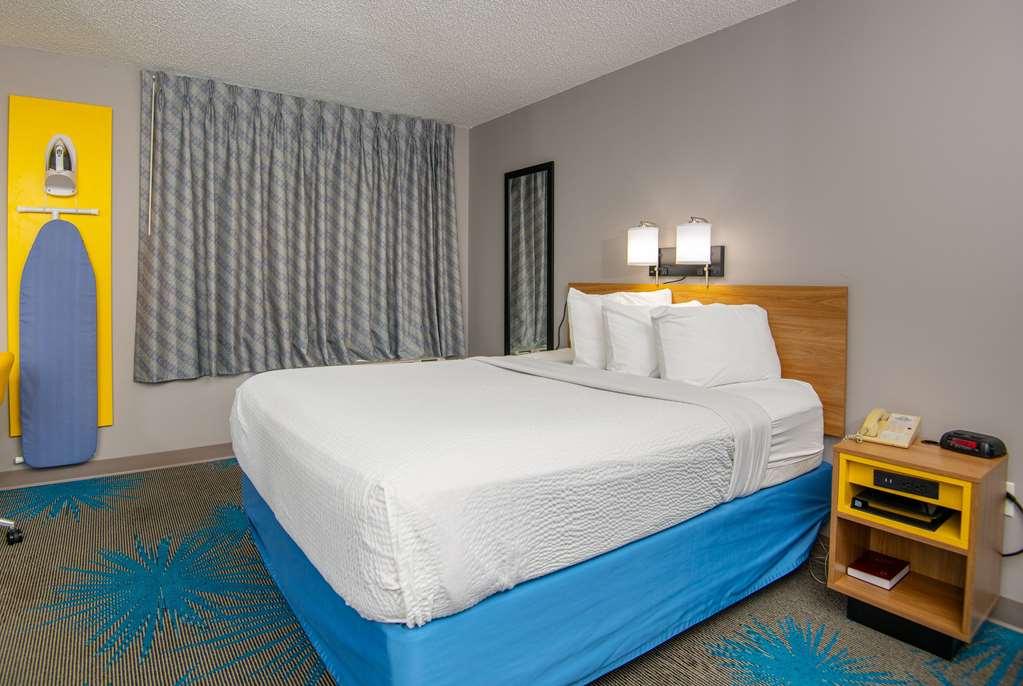 Days Inn By Wyndham Coeur D'Alene Bilik gambar