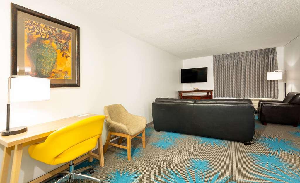 Days Inn By Wyndham Coeur D'Alene Bilik gambar